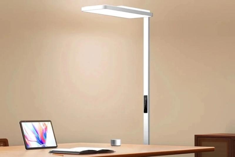 Xiaomi випустила Mijia Vertical Study Lamp 2 — суперяскравий розумний світильник з ресурсом до 17 років роботи та інтеграцією Mi Home