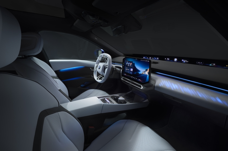 BMW офіційно представила електричний седан i3