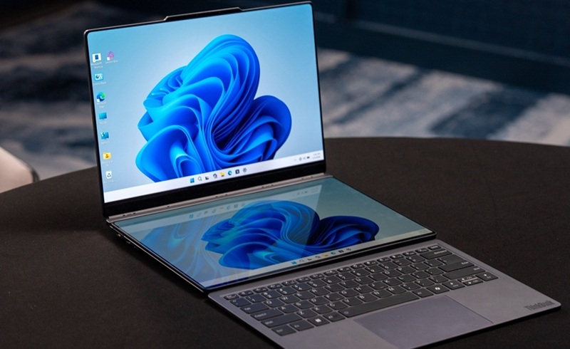 Lenovo представила ThinkBook Modular AI PC &mdash; ноутбук-трансформер з двома екранами й змінними модулями