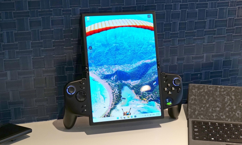 Lenovo показала Legion Go Fold з гнучким OLED-дисплеєм: консоль, планшет і ноутбук в одному корпусі