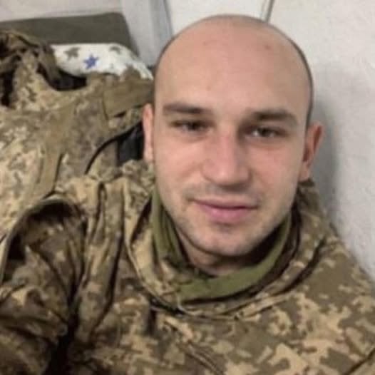 Після трьох років полону український захисник повернувся додому&nbsp;&mdash; що&nbsp;заявили в&nbsp;громаді (фото)