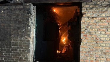 Удари по "Новій пошті", руїни замість будинків і вбиті люди: усе про нову атаку РФ по Україні (фото, відео)