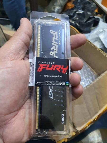Зірвав джекпот: користувач Reddit заплатив Amazon $100 за повернені товари, а отримав DDR5 на $8000