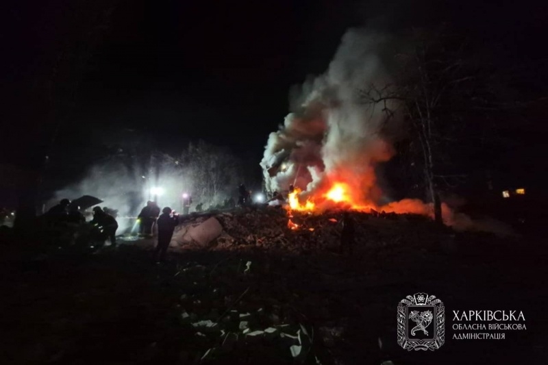 Зруйновано частину будинку, жертва і десяток постраждалих: фото наслідків прильоту в Харкові