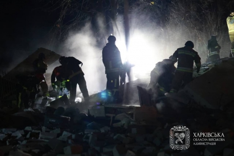 Зруйновано частину будинку, жертва і десяток постраждалих: фото наслідків прильоту в Харкові