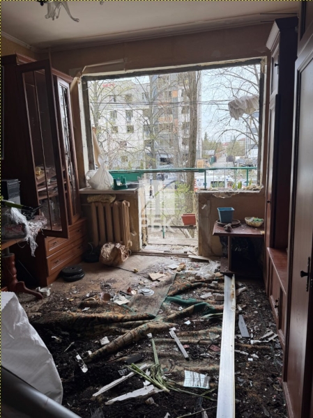 Який вигляд має Подільський район Києва після атаки: репортаж РБК-Україна з місця подій