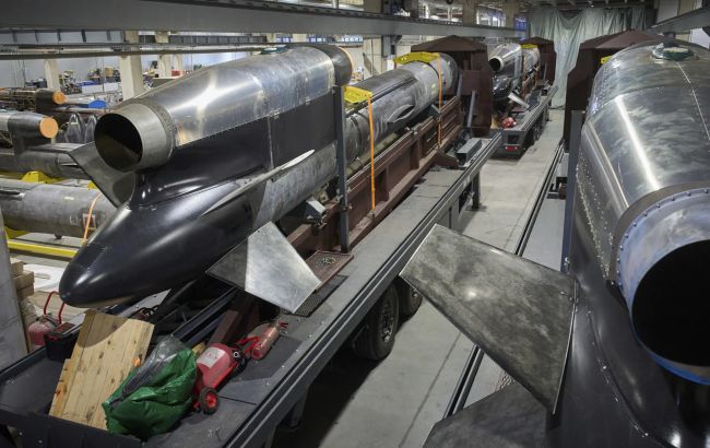 “Обрізали” угоду: АМКУ не дозволив компанії з ОАЕ купити акції виробника “Фламінго”