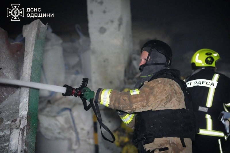 Під ударами Дніпро, Запоріжжя, Одеса та Сумщина: що відомо про наслідки нічної атаки