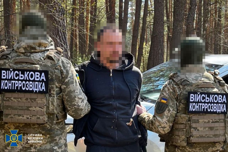 Прокладав маршрути для атак по Києву та Чернігівщині: затримано чергового "крота" РФ