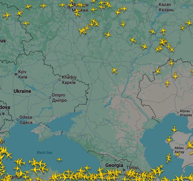13 аеропортів на півдні РФ зупинено через атаку дрона
