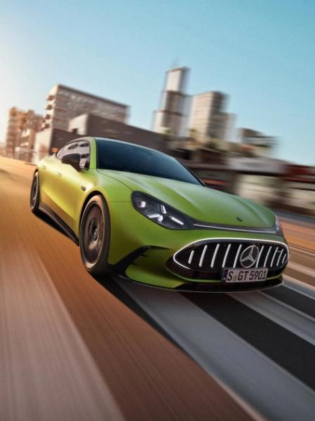 Mercedes-AMG GT 4-Door Coupe: 1153 сили та імітація V8 для тих, хто сумує за бензином