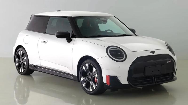 Еволюція британця: MINI готує позашляховик та «заряджений» JCW