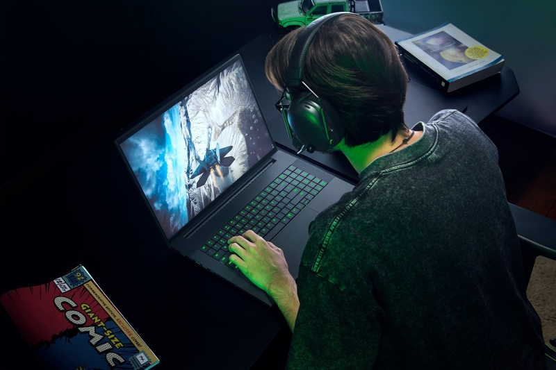 Новий ігровий монстр: Razer Blade 18 отримав екран 440 Гц, RTX 5090 та ціну $6999