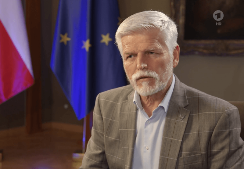 Президент Чехії закликав НАТО до жорсткіших кроків, щоб вгамувати Росію, – The Guardian