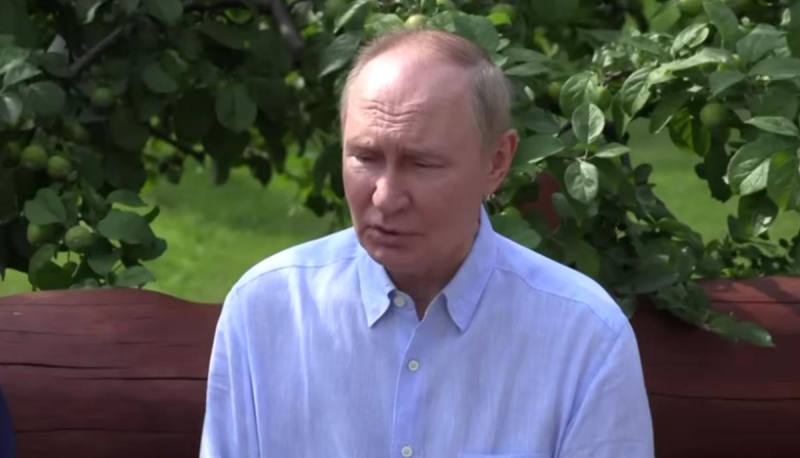 У Росії шукають біографа роду Путіних