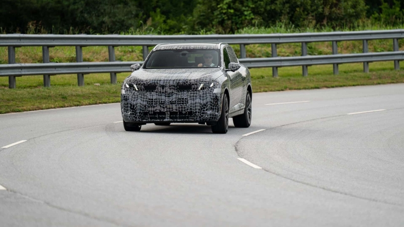 BMW X5 2026: п’ять видів палива та гігантська батарея