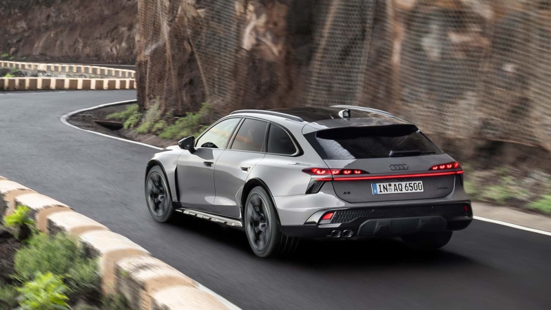 Audi A6 Allroad: тепер із широким кузовом