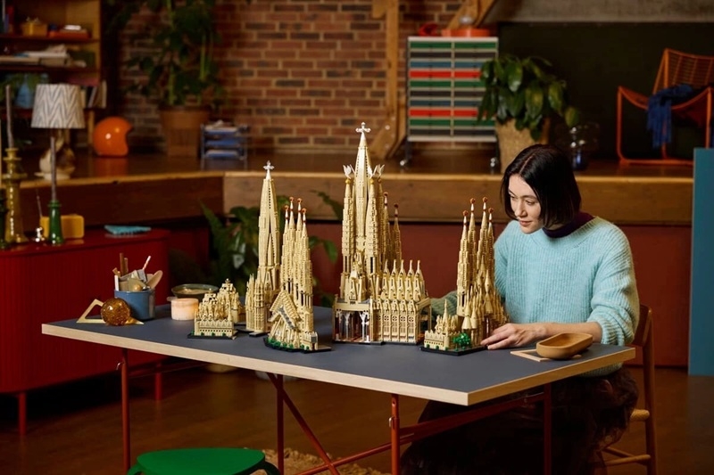 Найбільший набір в історії LEGO &mdash; ви зможете зібрати храм Sagrada Fam&iacute;lia з 12 000 деталей