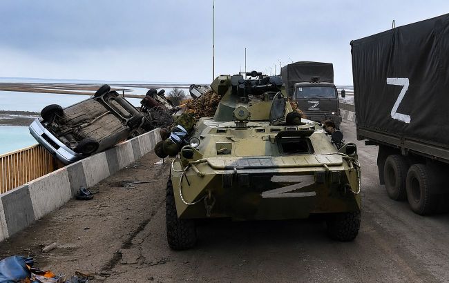 Окупанти у паніці через нові удари українських дронів по Чонгарському мосту