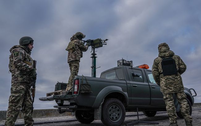 Сили ППО вночі збили майже всі дрони, але є прильоти, – ПС