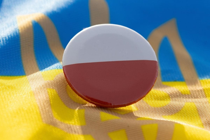 Українці активно виїжджають з Польщі, однак після повернення на них чекають проблеми, - ЗМІ