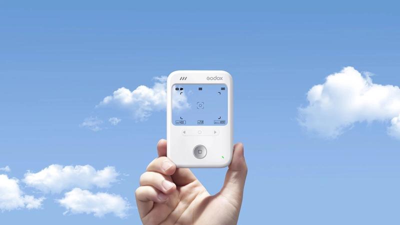 Представлено Godox C100 — ультрабюджетна компактна камера з прозорим видошукачем замість LCD-екрану