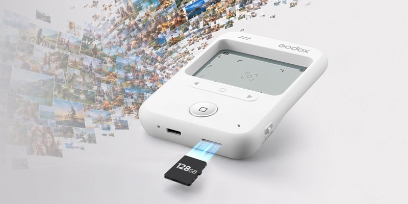 Представлено Godox C100 — ультрабюджетна компактна камера з прозорим видошукачем замість LCD-екрану