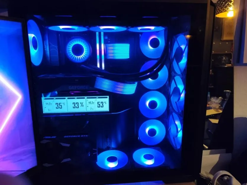 RTX 3090 та RTX 3050 разом дали 144 FPS у 4K: як геймер об’єднав дві карти