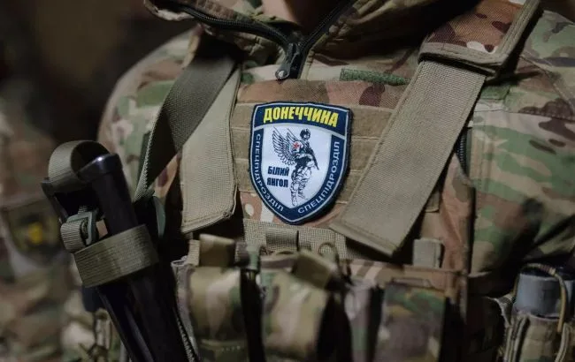 Дрон-камікадзе вдарив по «Білих янголах» у Дружківці: п’ятеро поранених під час евакуації