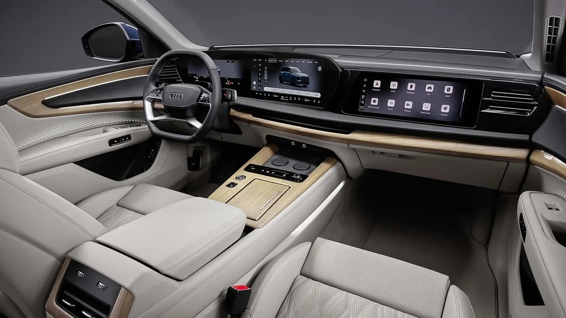 Audi Q7 2026: як німецький кросовер став цифровим чудом з автоматичними дверима
