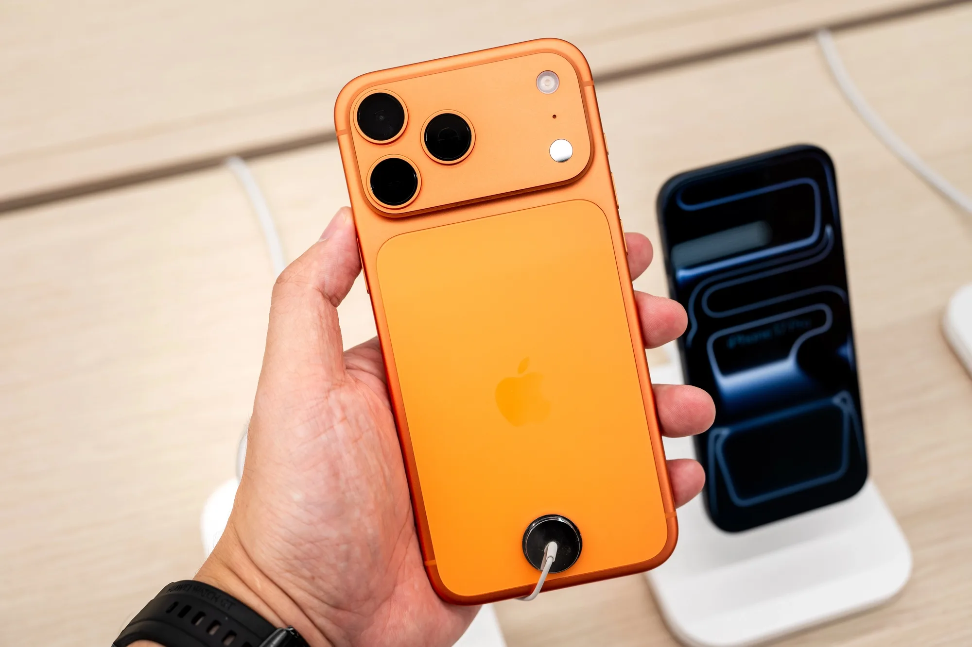 iPhone 18 Pro Max побʼє рекорд автономності: що відомо про батарею та чіп A20 Pro