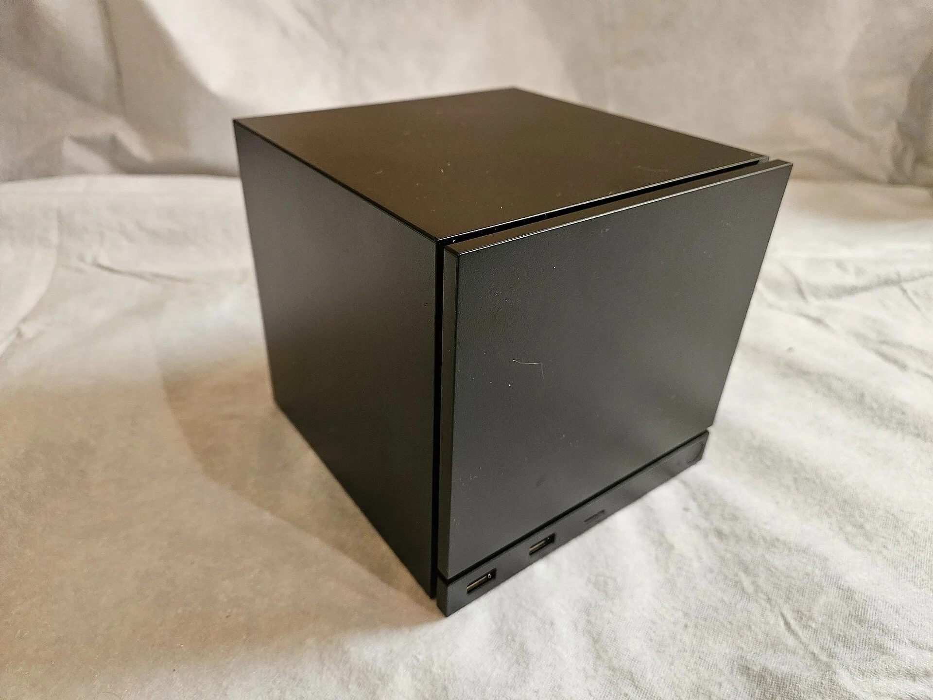 Valve замінить Steam Machine, вкрадену з порога британського покупця