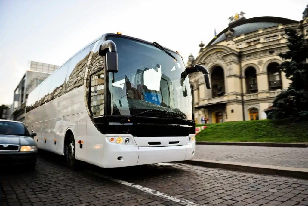 автобус Чернівці Вижниця