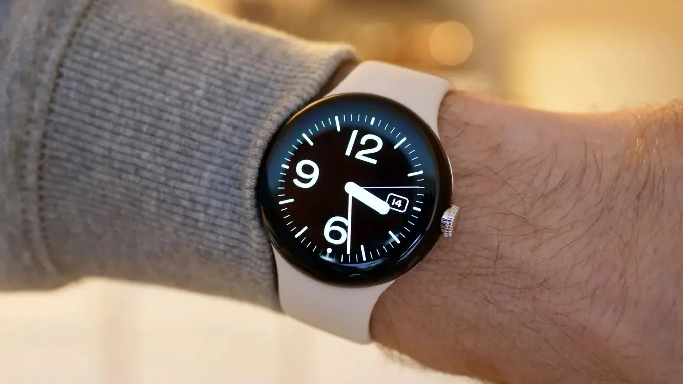 Google Pixel Watch 5: витоки розкрили всі кольори, версії та ціни смартгодинника