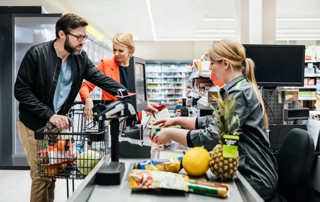 Продуктовий ритейл переформатується: західні області випередили Харків і Одесу в роздрібній торгівлі