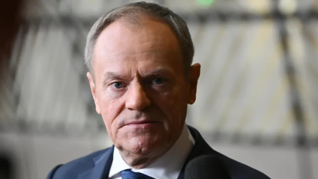 Туск попередив про критичні місяці: Росія готується до ескалації на всьому східному фланзі