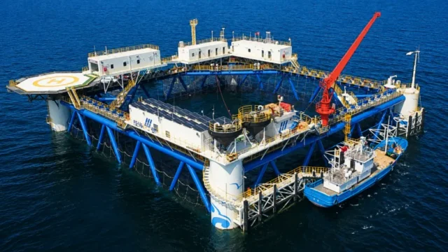 Китай випробував 100-кВт морську сонячну платформу з бамбука замість сталі