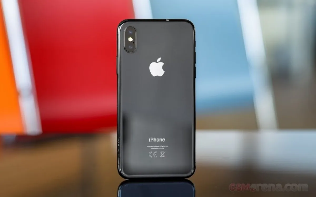 Порівняння дизайну iPhone X та сучасних моделей Apple