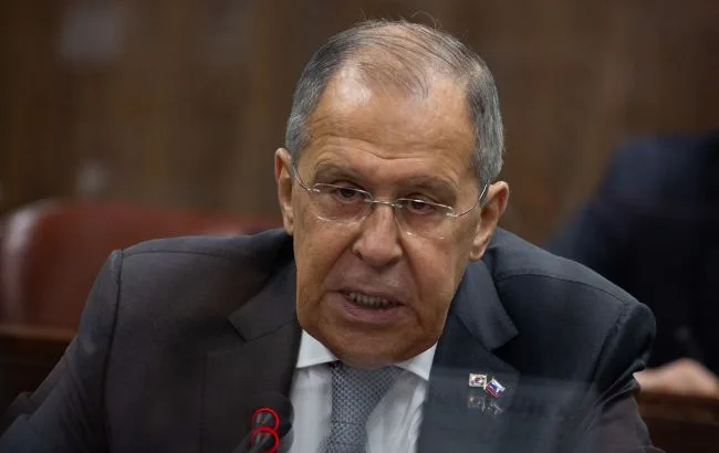 Лавров звинувачує США в прямій участі у ударах по території Росії
