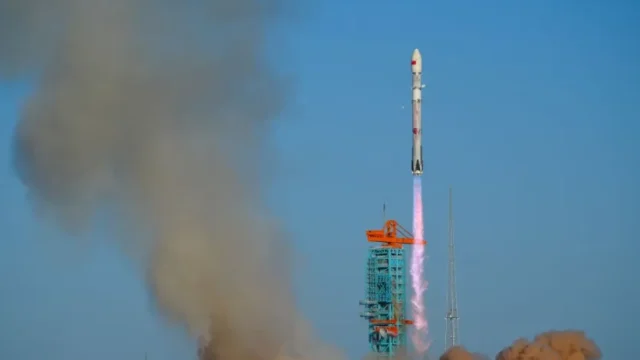 LandSpace повернула ракету з нержавіючої сталі: як Китай наздоганяє SpaceX у космічній гонці