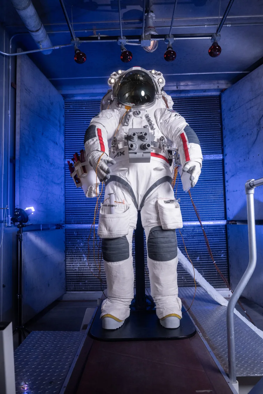 Дизайн Sortie Suit космічний костюм