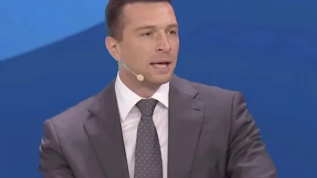 Барделла пропонує трансакційні умови для військової допомоги Україні замість безумовної підтримки