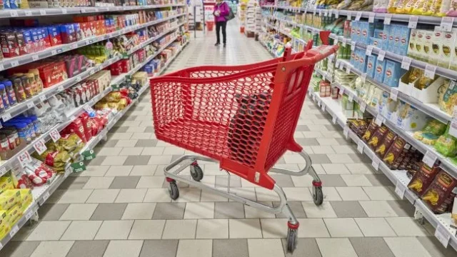 Імпорт продуктів в Україні: від екзотики до стратегічної необхідності