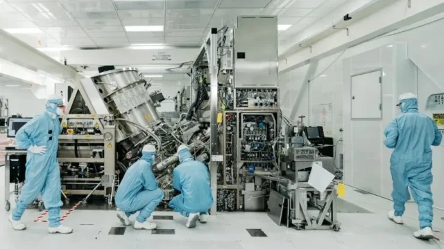 Китай відстає на десятиліття: чому локальна EUV-літографія залишається недосяжною мрією