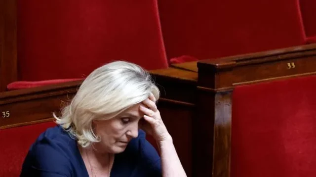 Ле Пен пропонує скоротити фінансову допомогу Україні, але зберегти військову поддержку