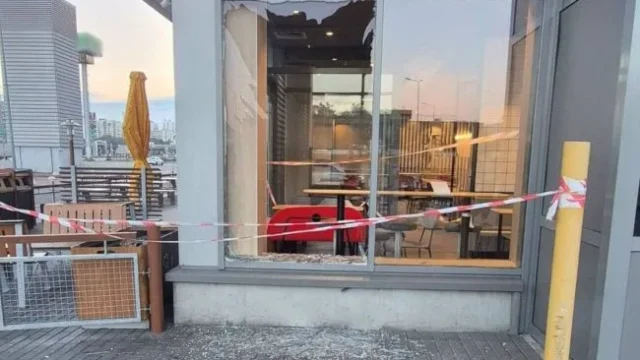 Дронова атака на Київ: пошкоджено McDonald’s, АЗС і бізнес-центри