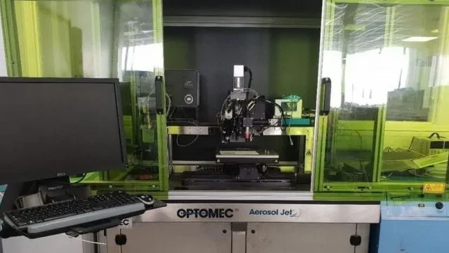 Аерозольний друк електроніки на вигнутих поверхнях: революція в мікросхемотехніці