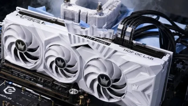 RTX 5090 з трьома 8-контактними роз’ємами: експеримент TecLab довів надійність старого стандарту