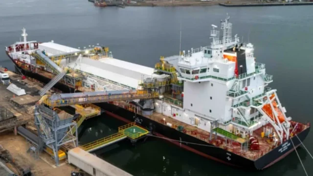 MV Yampu: як гібридний балкер економить півмільйона літрів дизеля щороку