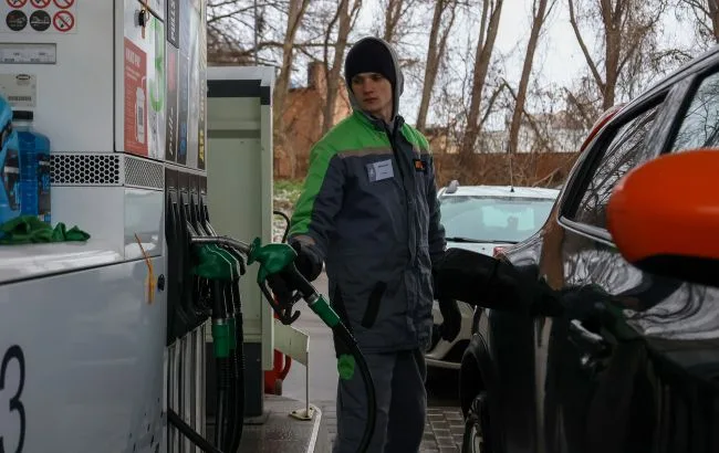 Ціни на паливо 22 жовтня: автогаз подорожчав, бензин стабільний